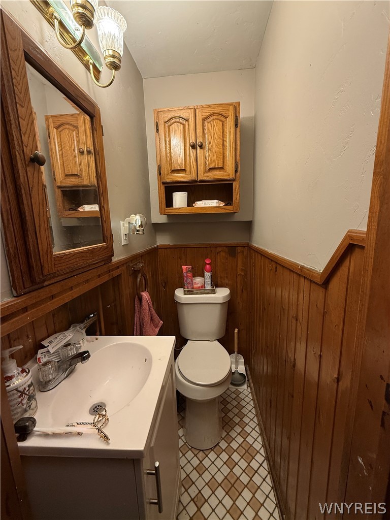 143 Riverside Avenue Buffalo, NY 14207 - Photo 11 of 22