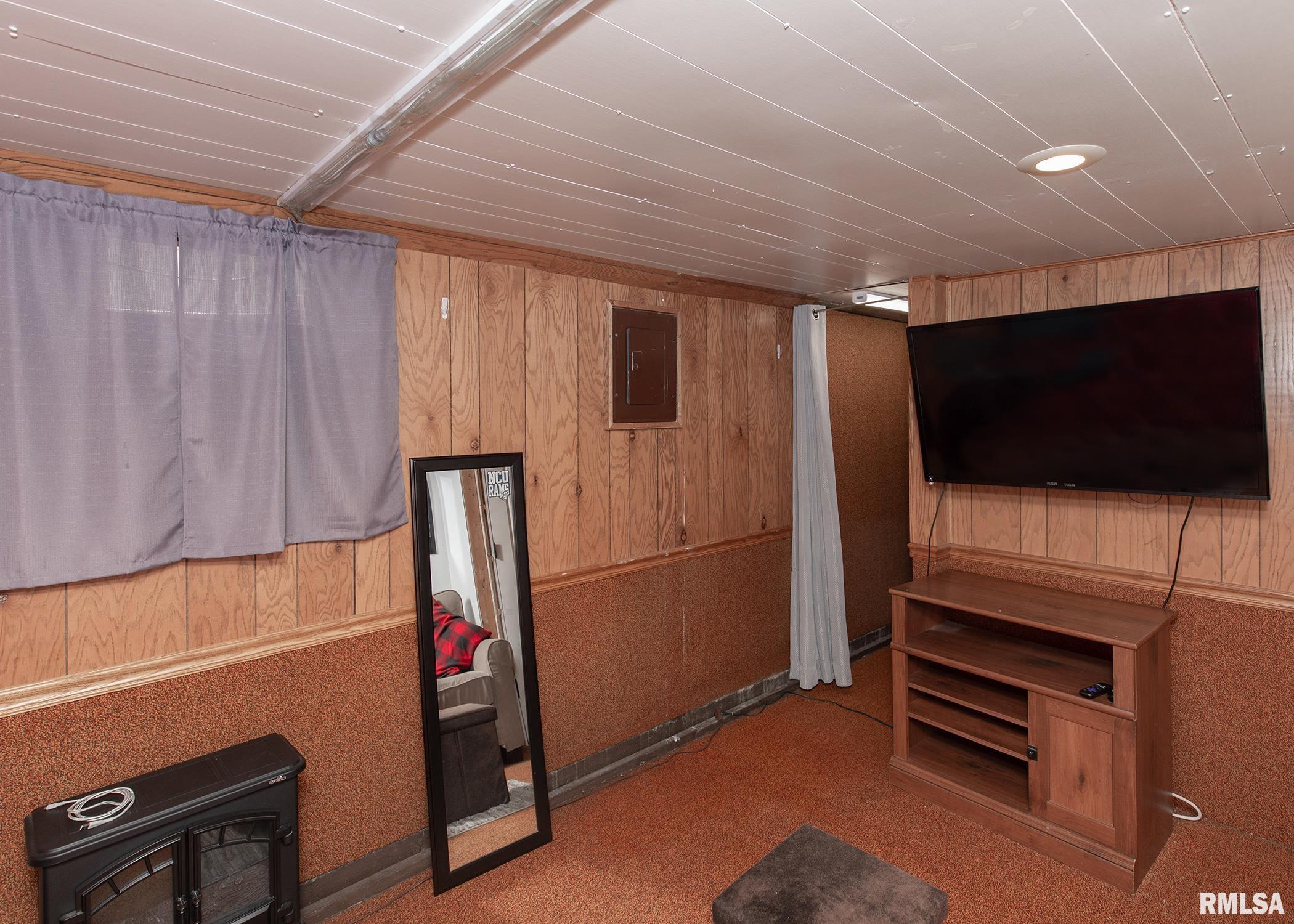 1835 32nd Street Moline, IL 61265 - Photo 21 of 29