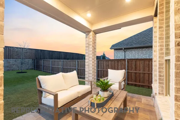 $549,900 | 18110 Sunlit Oasis Drive, Webster, TX 77598