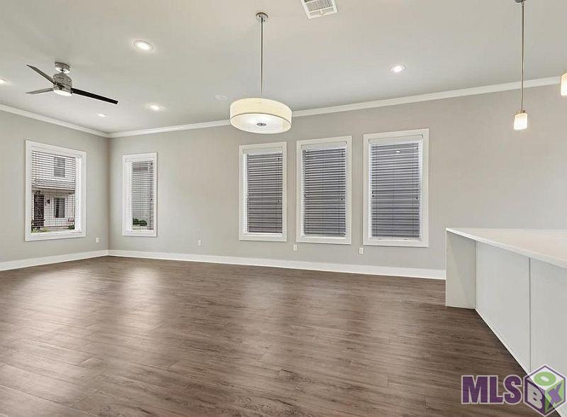 7175 Kodiak Drive Baton Rouge, LA 70810 - Photo 2 of 11