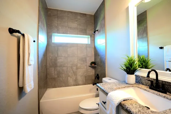 $359,900 | 704 Shadow Bend, Richwood, TX 77531