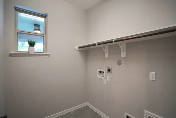 $359,900 | 704 Shadow Bend, Richwood, TX 77531