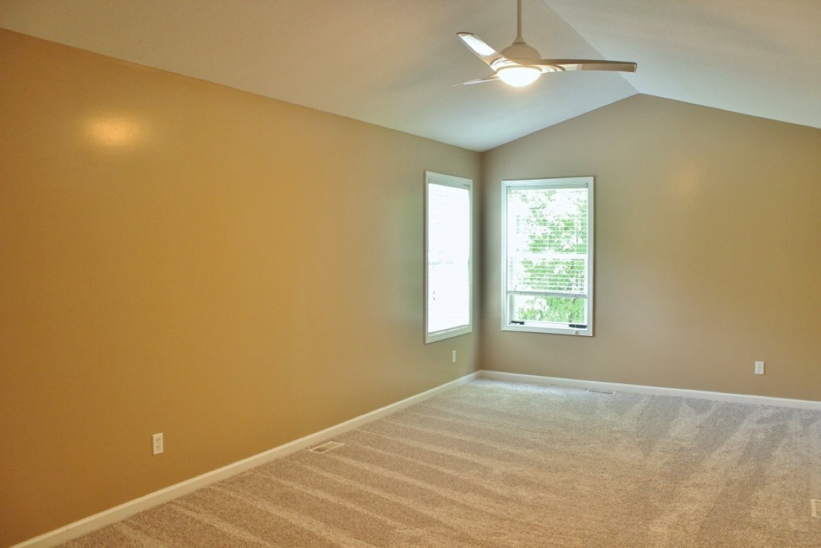 105 Chatham Road St. Louis, MI 48880 - Photo 23 of 38 1847389-22.JPG