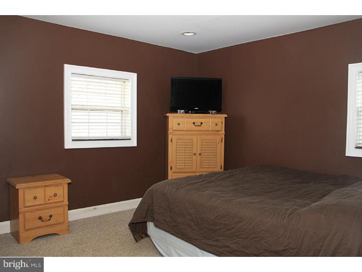 212 Guilford Road Fairless Hills, PA 19030 - Photo 18 of 21 Gallery Image 18