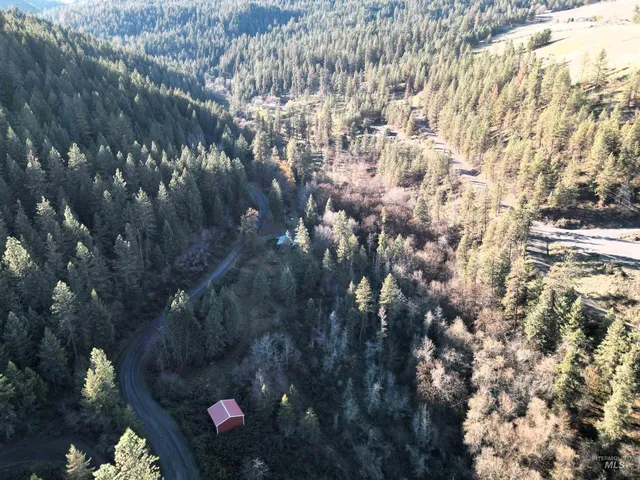 $285,000 | 22100 Old Melrose Grade Road, Peck, ID 83545