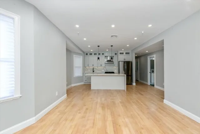 $4,900 | 755 Boylston Street, Unit 3, Brookline, MA 02467