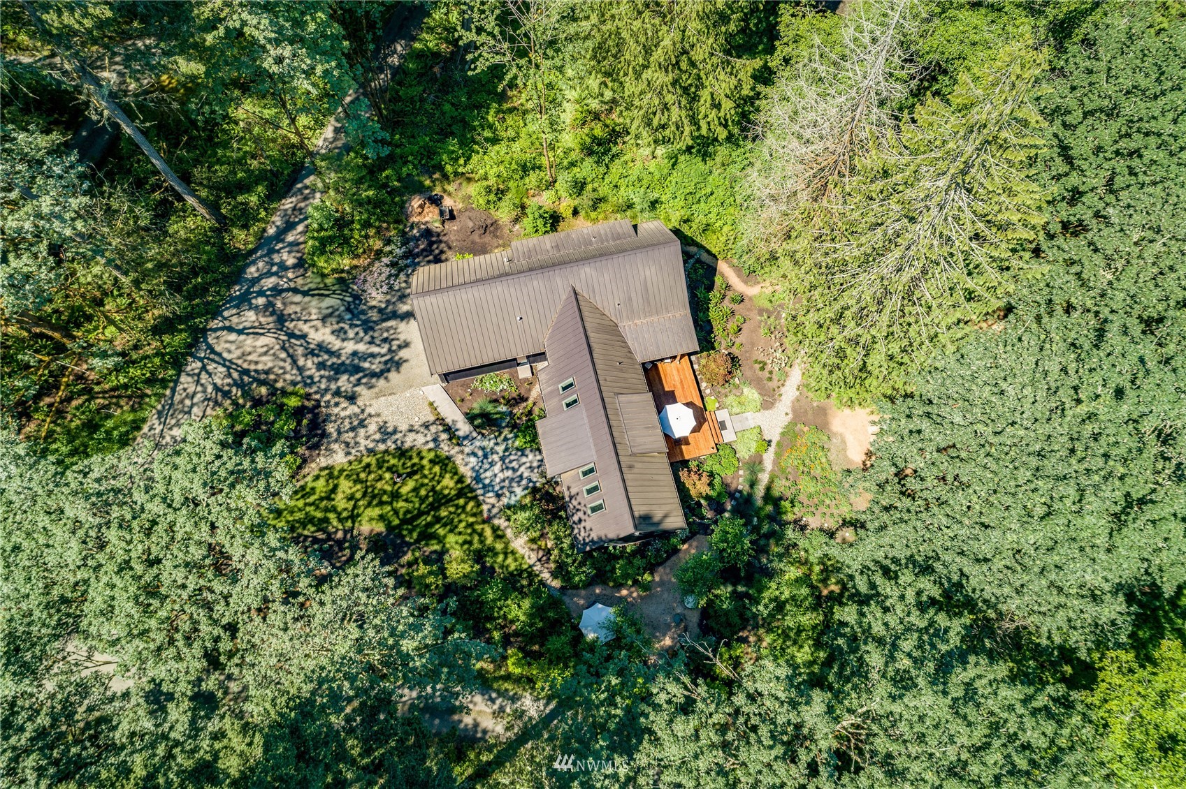 7765 Springridge Road Northeast Bainbridge Island, WA 98110 - Photo 18 of 21 Gallery Image 18