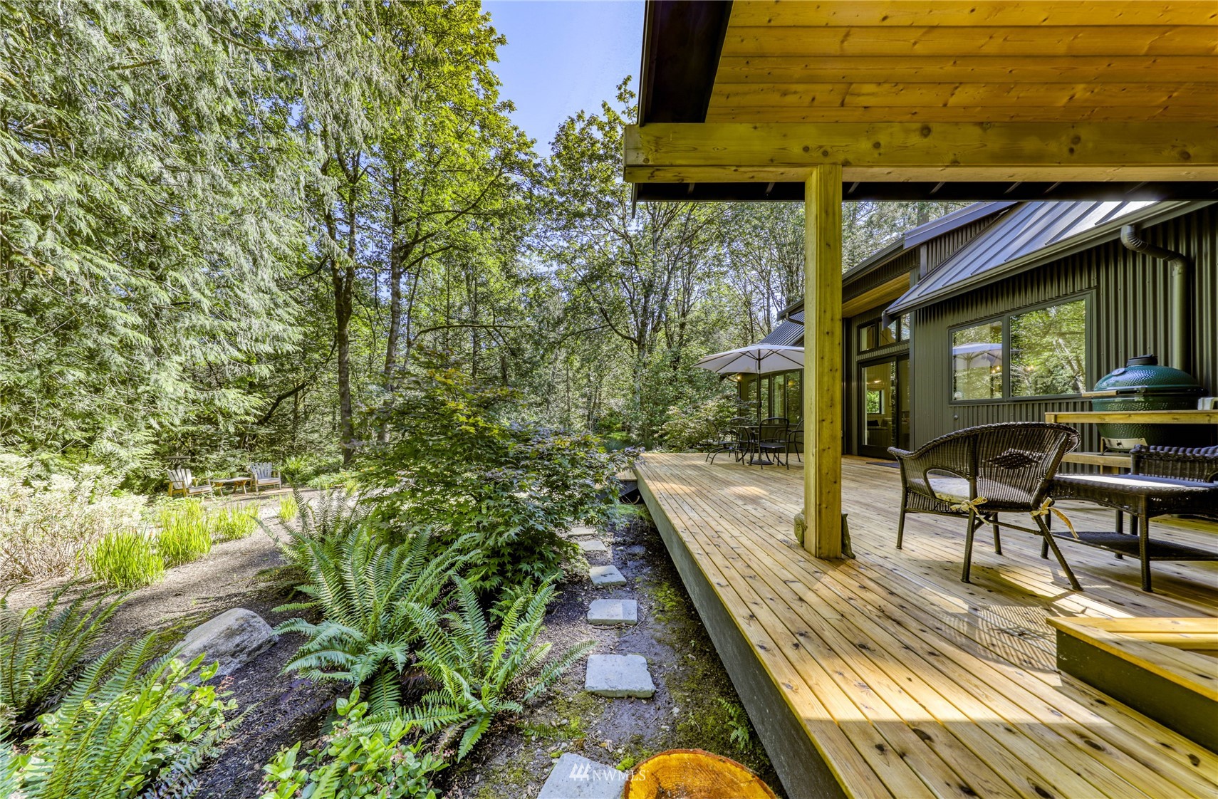 7765 Springridge Road Northeast Bainbridge Island, WA 98110 - Photo 19 of 21 Gallery Image 19