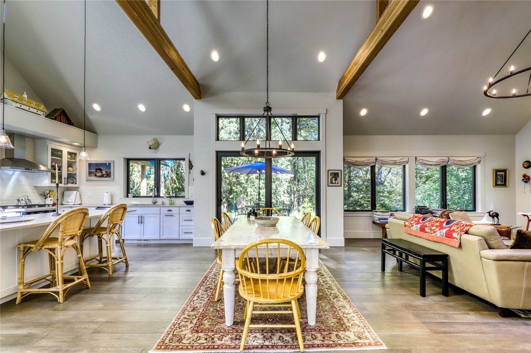 7765 Springridge Road Northeast Bainbridge Island, WA 98110 - Photo 4 of 21 Gallery Image 4