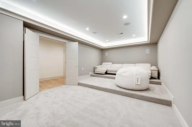 $4,000,000 | 6634 Brawner Street, McLean, VA 22101