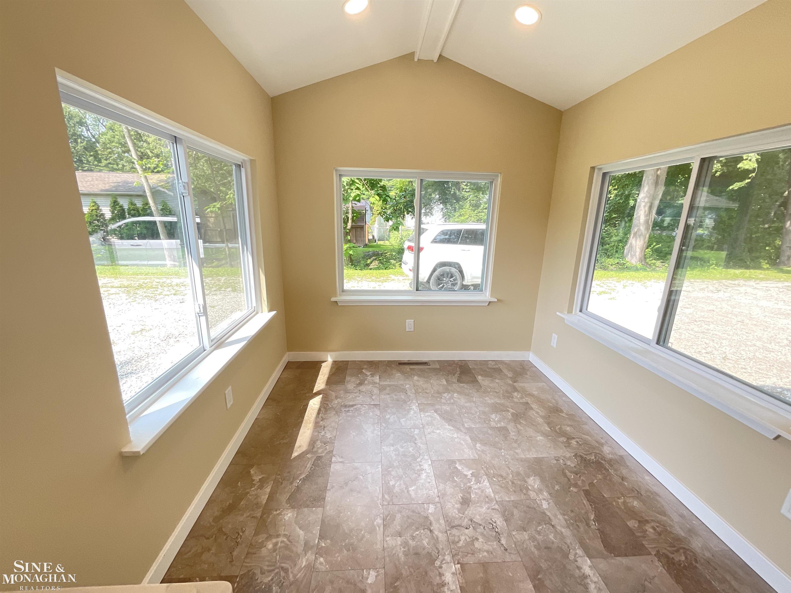4628 Taft Road Algonac, MI 48001 - Photo 17 of 41 50119519-16.JPG