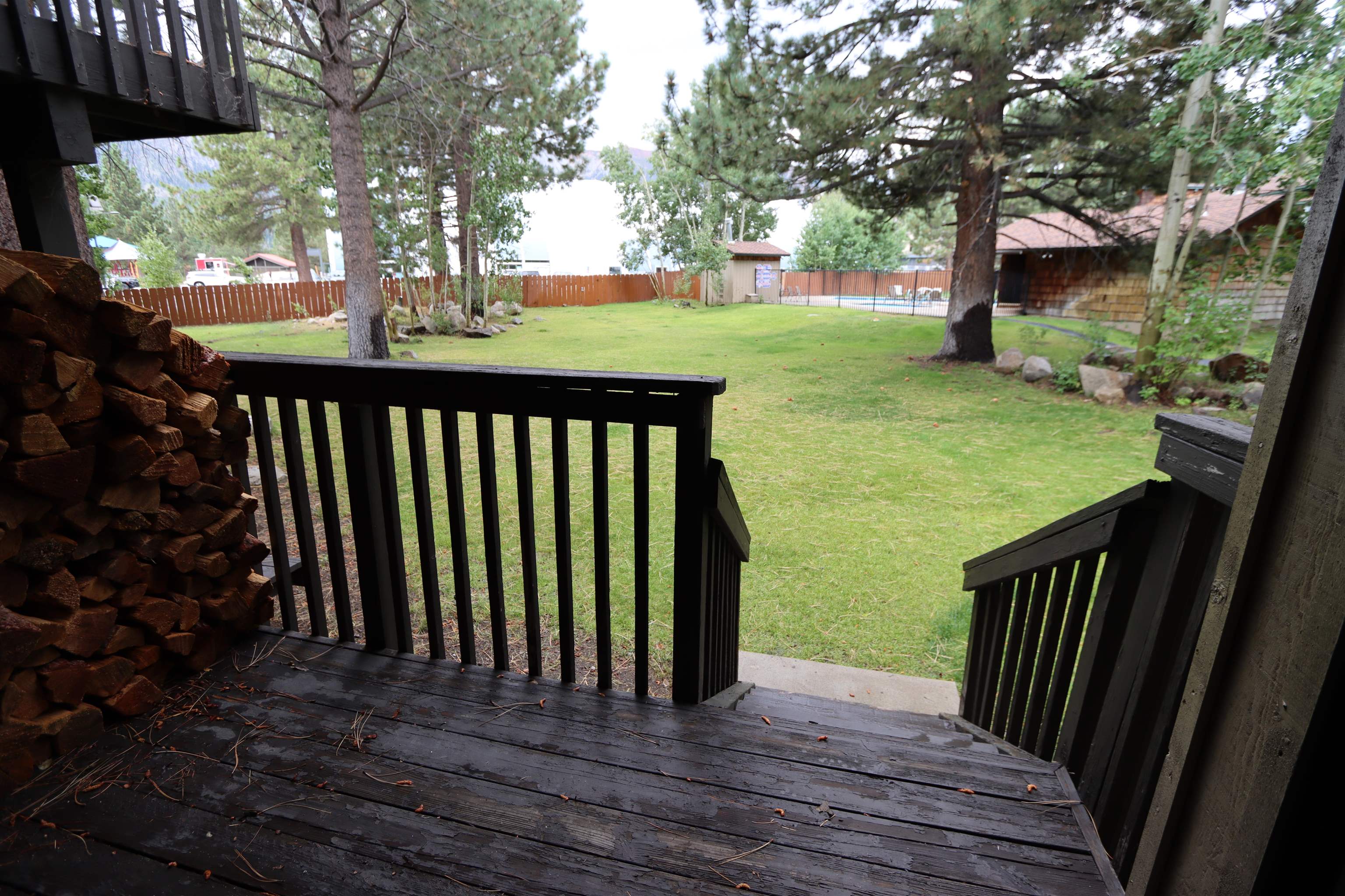 3199 Chateau Road, Unit 20 Mammoth Lakes, CA 93546 - Photo 27 of 37 Gallery Image 27