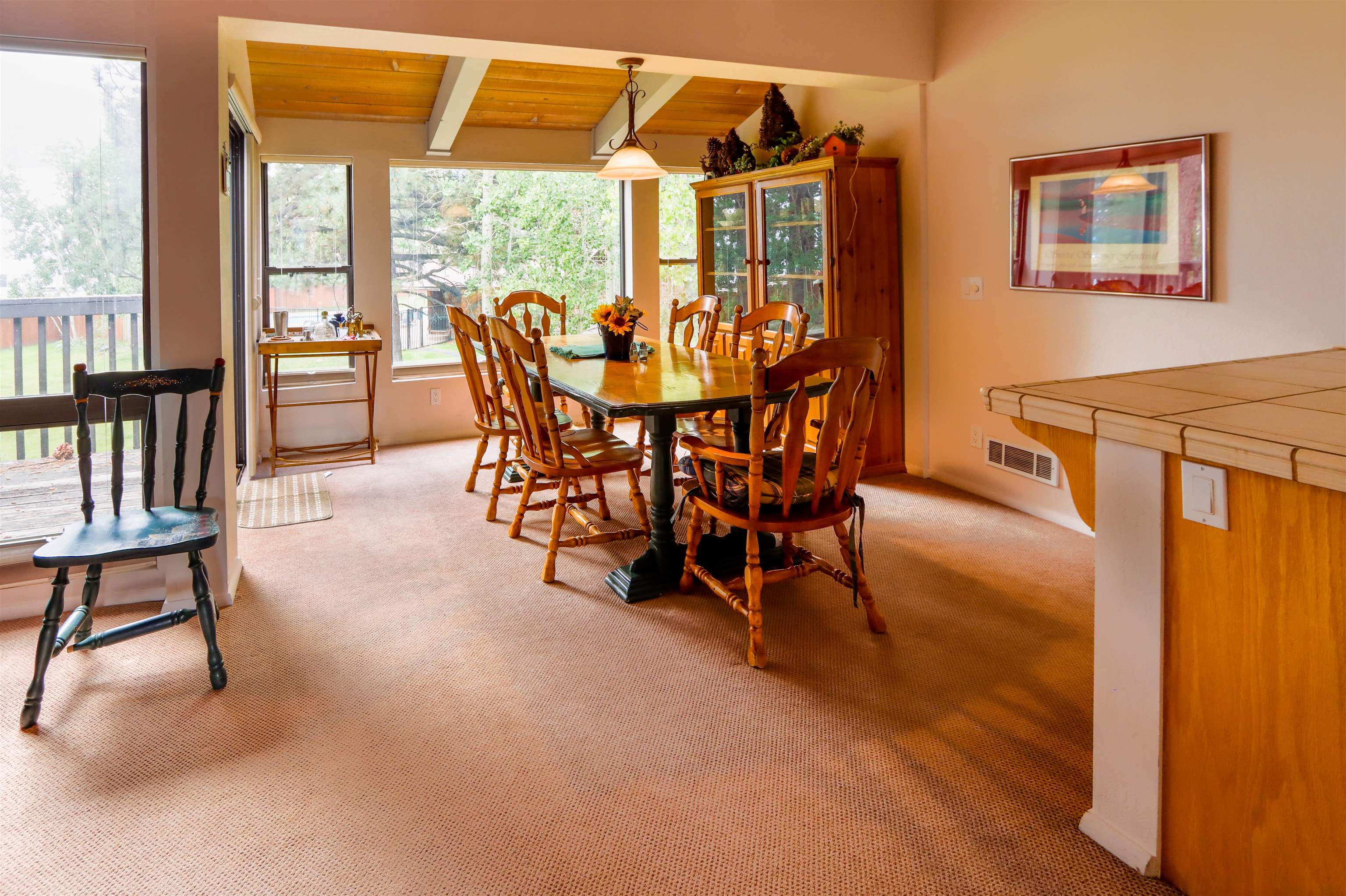 3199 Chateau Road, Unit 20 Mammoth Lakes, CA 93546 - Photo 7 of 37 Gallery Image 7