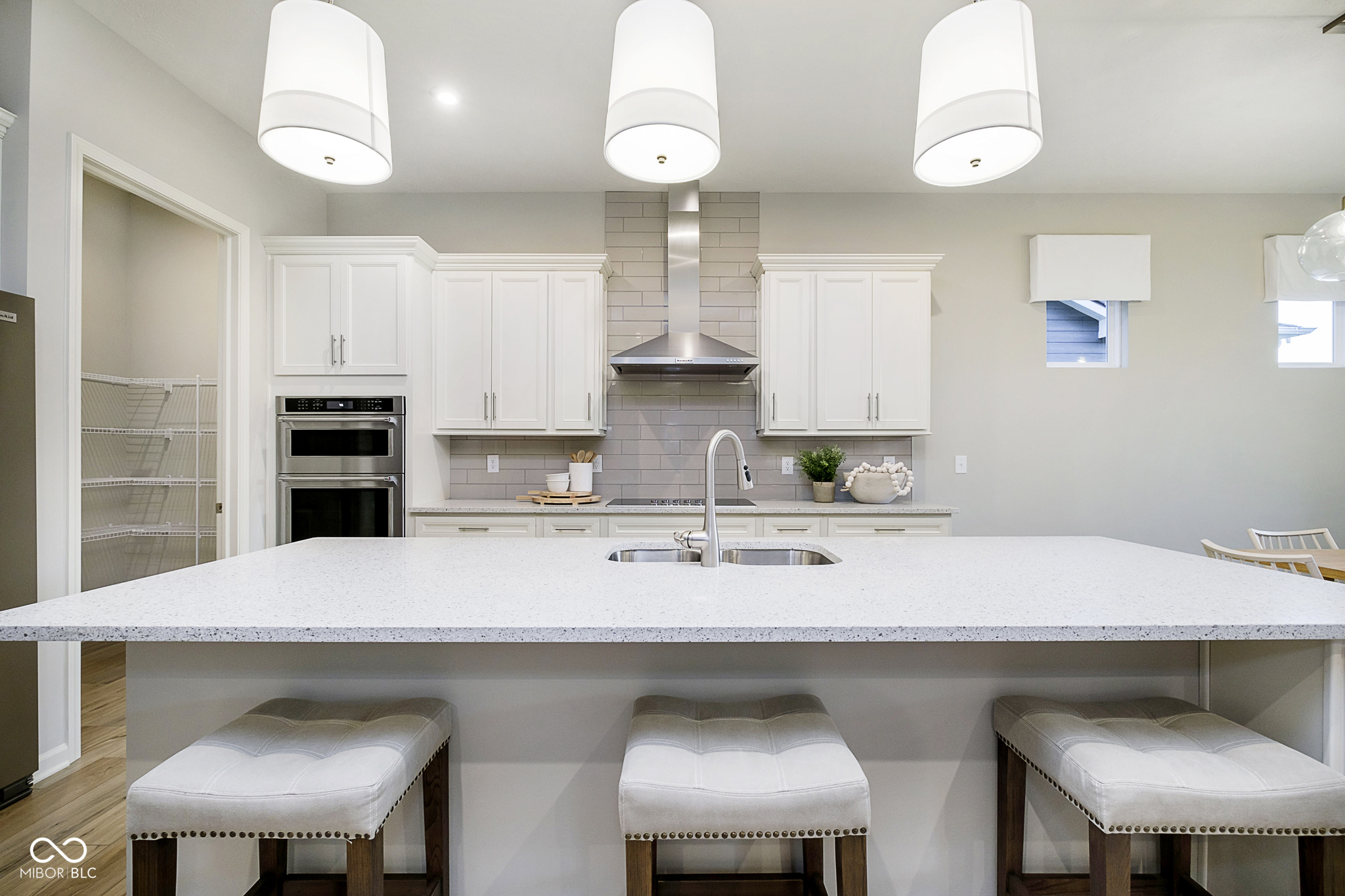 3201 Balsamroot Road Greenwood, IN 46143 - Photo 5 of 35