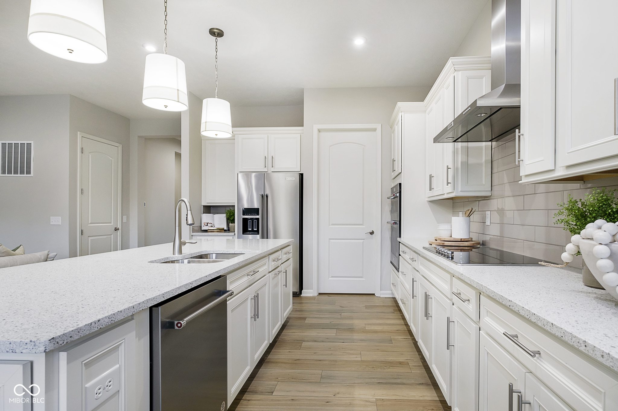 3201 Balsamroot Road Greenwood, IN 46143 - Photo 8 of 35