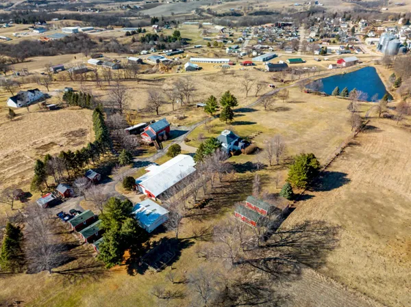 $1,290,000 | 115 Windmill Road, Elizabeth, IL 61028