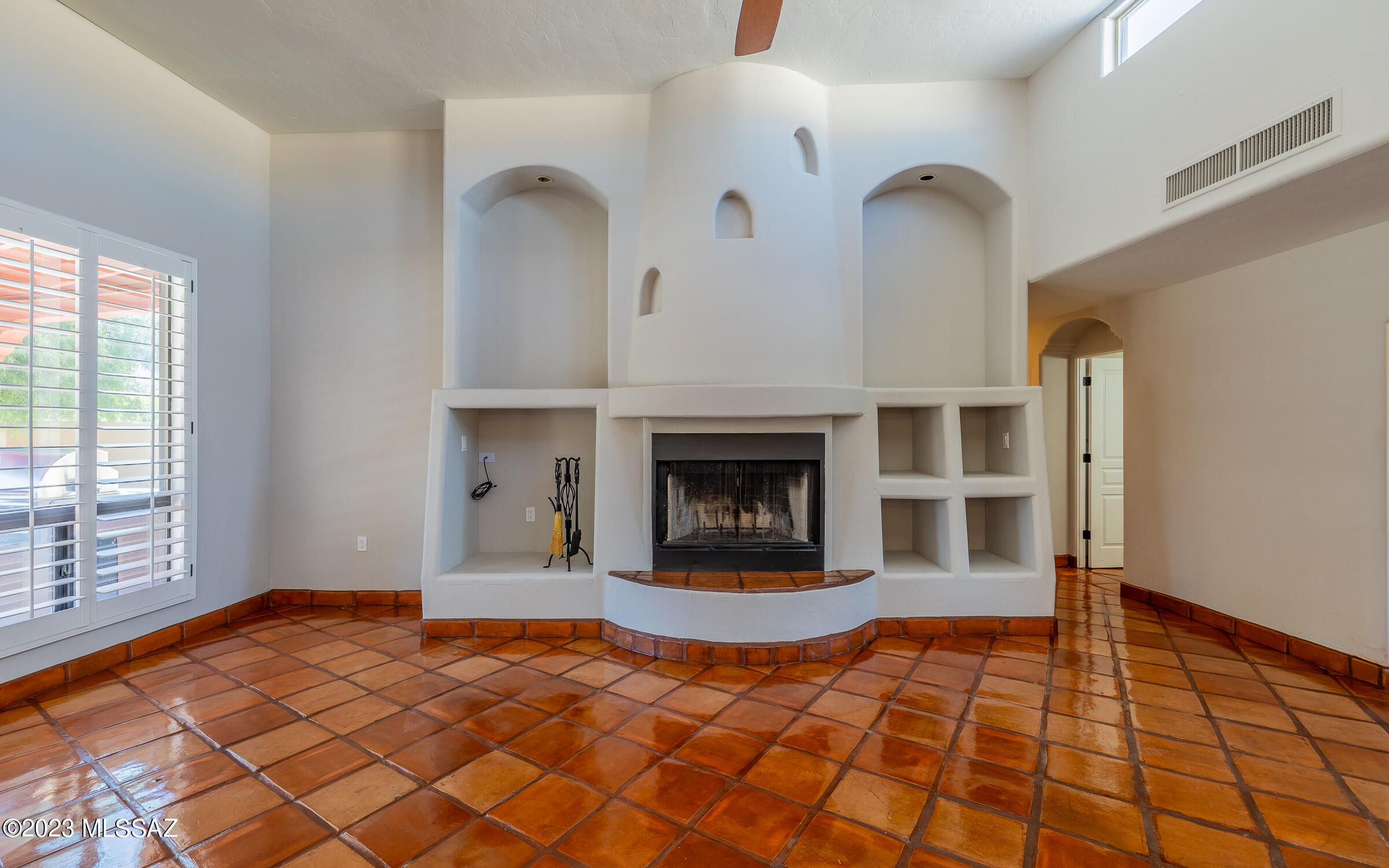 8382 Sunset Ranch Loop Tucson, AZ 85743 - Photo 9 of 38 Gallery Image 9