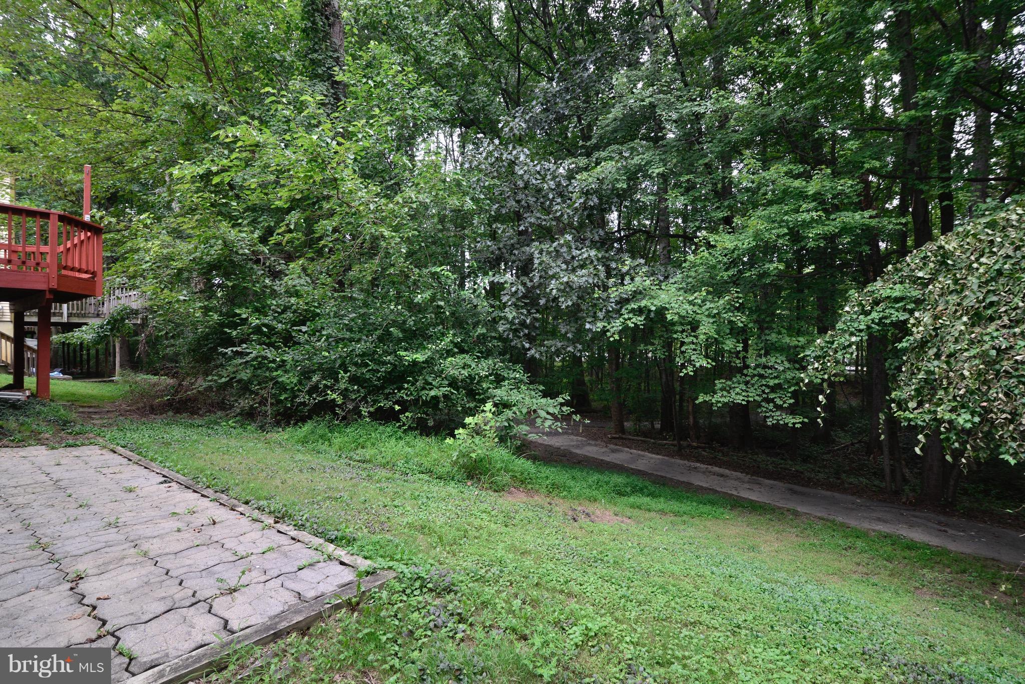 2333 Old Trail Drive Reston, VA 20191 - Photo 28 of 30 Exterior (Easy Access to the Walking Trail )