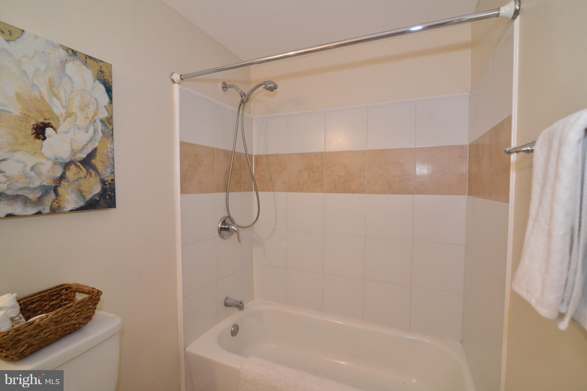 2333 Old Trail Drive Reston, VA 20191 - Photo 4 of 30 Main Floor Full Bath