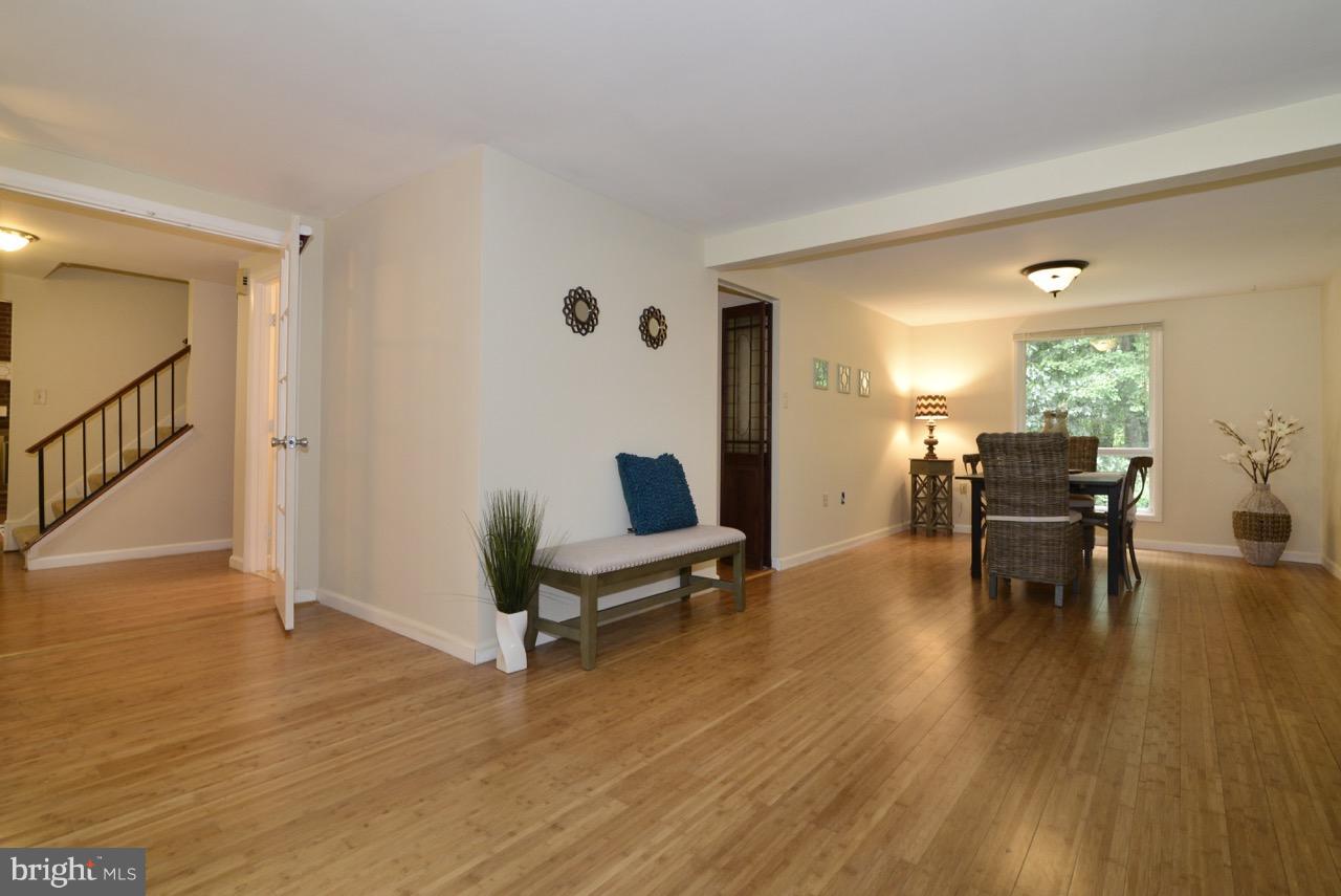 2333 Old Trail Drive Reston, VA 20191 - Photo 5 of 30 Ready to Entertain and Dine!