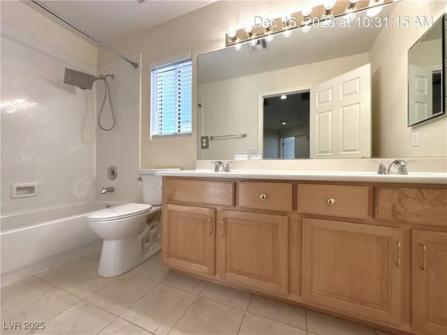 $2,975 | 10985 Fintry Hills Street, Las Vegas, NV 89141