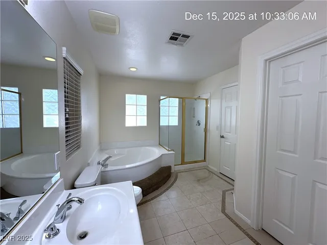 $2,975 | 10985 Fintry Hills Street, Las Vegas, NV 89141