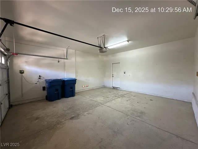 $2,975 | 10985 Fintry Hills Street, Las Vegas, NV 89141