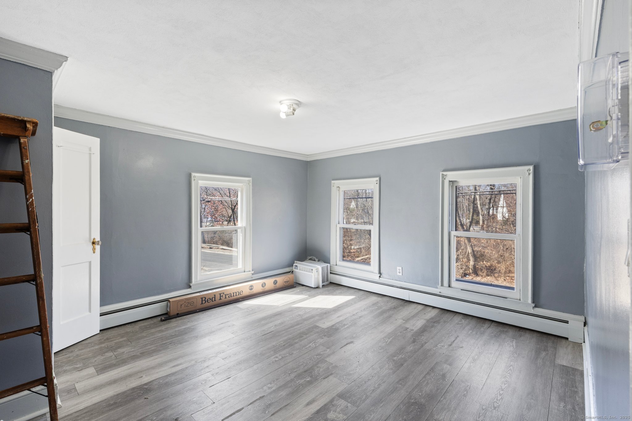 61 Harpers Ferry Road Waterbury, CT 06705 - Photo 18 of 38