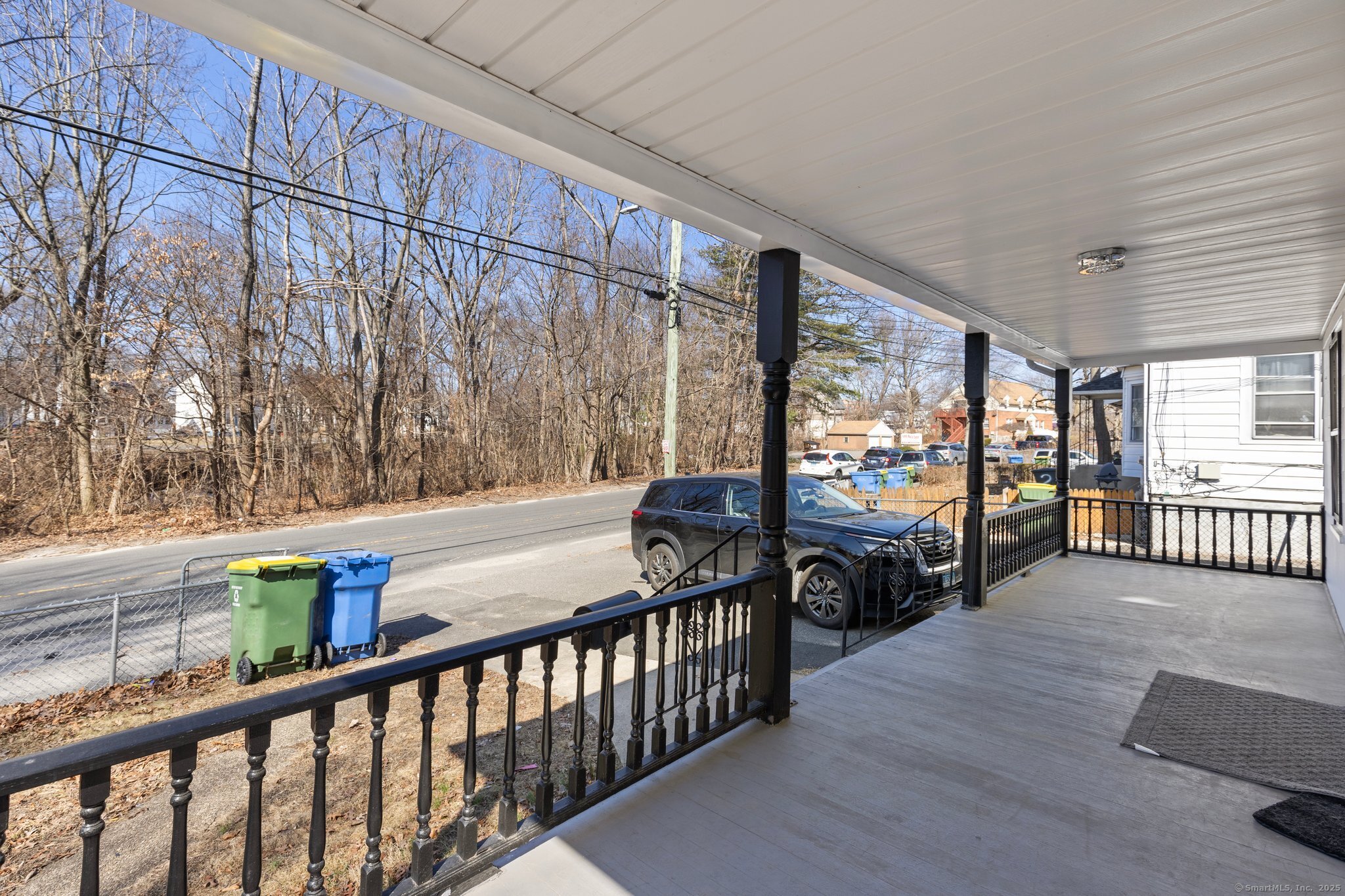 61 Harpers Ferry Road Waterbury, CT 06705 - Photo 3 of 38