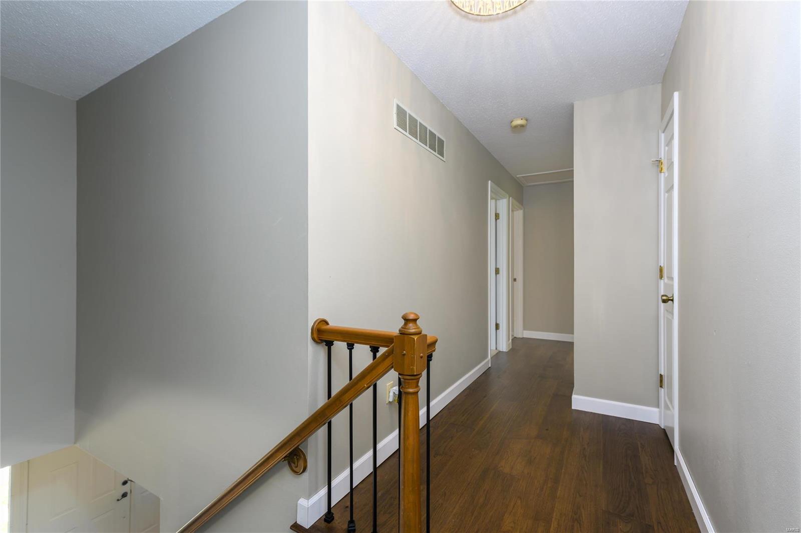 3029 Olde Post Road St. Louis, MO 63129 - Photo 16 of 32 Gallery Image 16