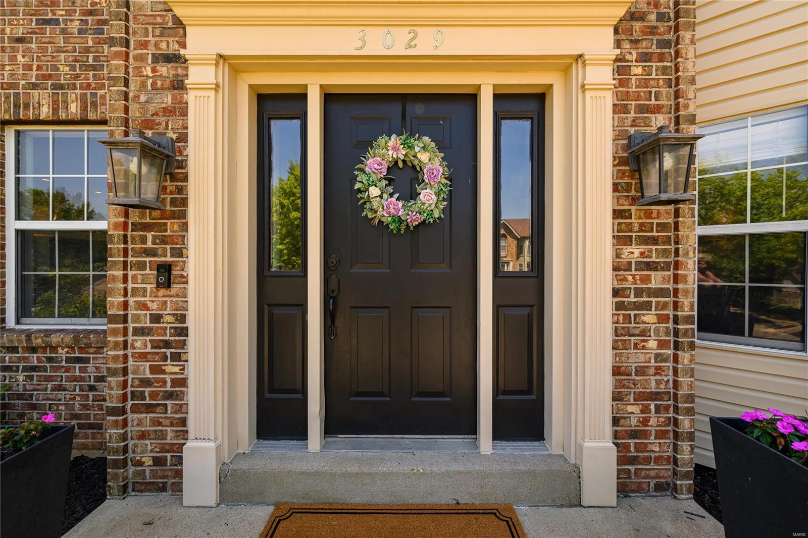 3029 Olde Post Road St. Louis, MO 63129 - Photo 2 of 32 Gallery Image 2