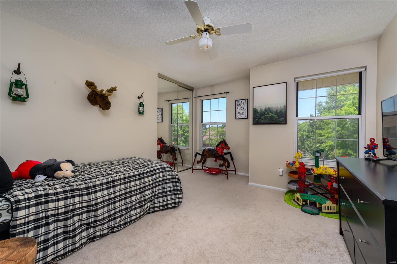3029 Olde Post Road St. Louis, MO 63129 - Photo 22 of 32 Gallery Image 22