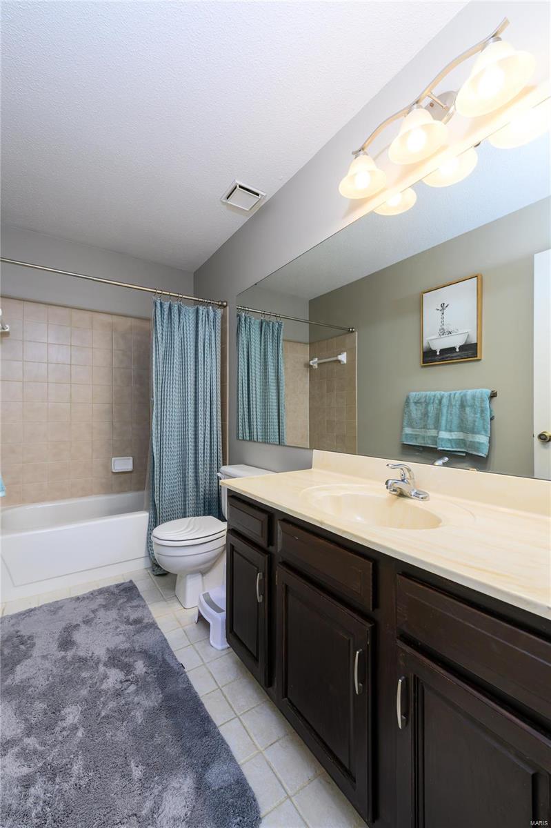 3029 Olde Post Road St. Louis, MO 63129 - Photo 24 of 32 Gallery Image 24