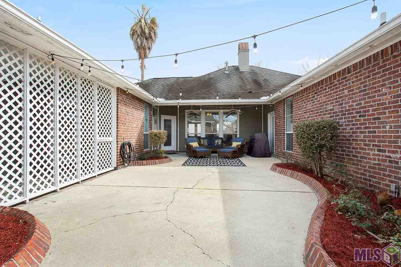 17565 Chasefield Avenue Baton Rouge, LA 70817 - Photo 3 of 18 Gallery Image 3