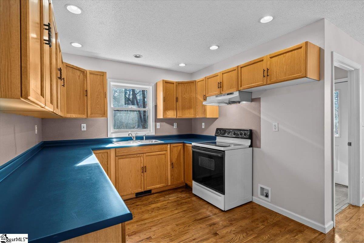 655 Ambler School Road Pickens, SC 29671 - Photo 13 of 33