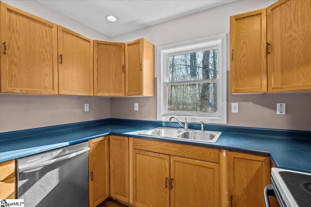 $355,000 | 655 Ambler School Road, Pickens, SC 29671