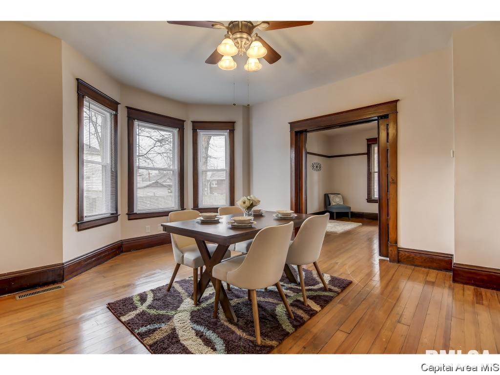 307 East Cedar Street Springfield, IL 62703 - Photo 8 of 36