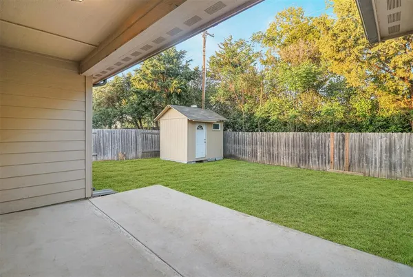 $2,195 | 1208 Bluffview Drive, Hutchins, TX 75141