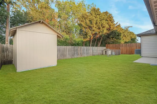 $2,195 | 1208 Bluffview Drive, Hutchins, TX 75141