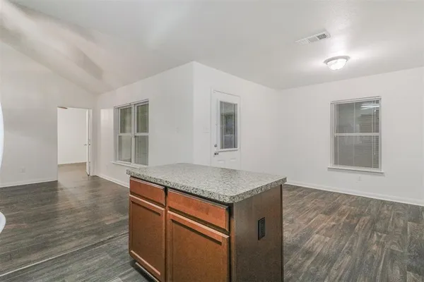 $2,195 | 1208 Bluffview Drive, Hutchins, TX 75141