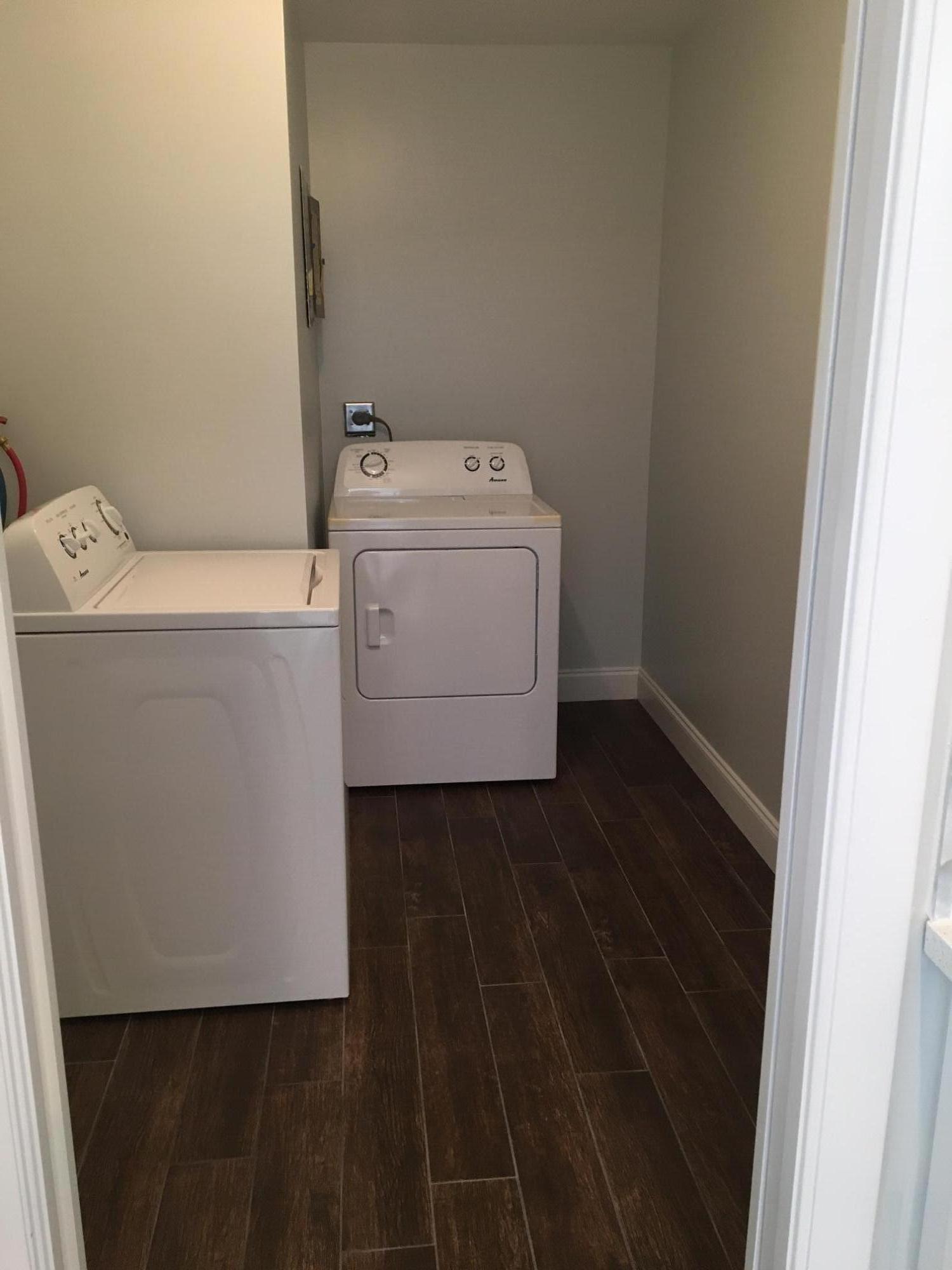 19735 Colorado Circle Boca Raton, FL 33434 - Photo 4 of 10 laundry room