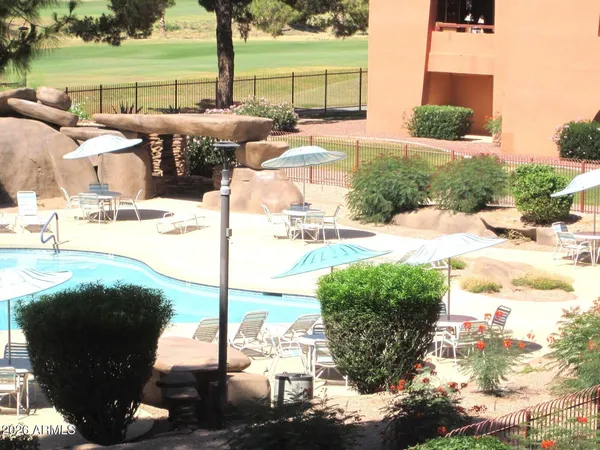 $1,800 | 12212 North Paradise Village Parkway West, Unit 347, Phoenix, AZ 85032