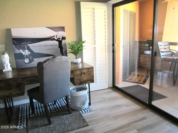 $1,800 | 12212 North Paradise Village Parkway West, Unit 347, Phoenix, AZ 85032