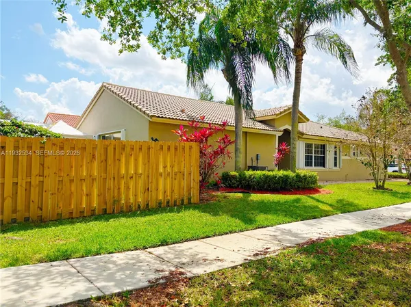 $3,970 | 4128 Sapphire Terrace, Weston, FL 33331