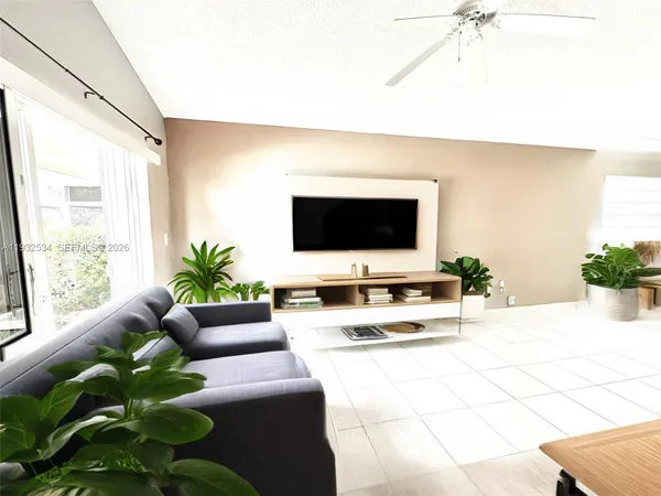 $3,970 | 4128 Sapphire Terrace, Weston, FL 33331