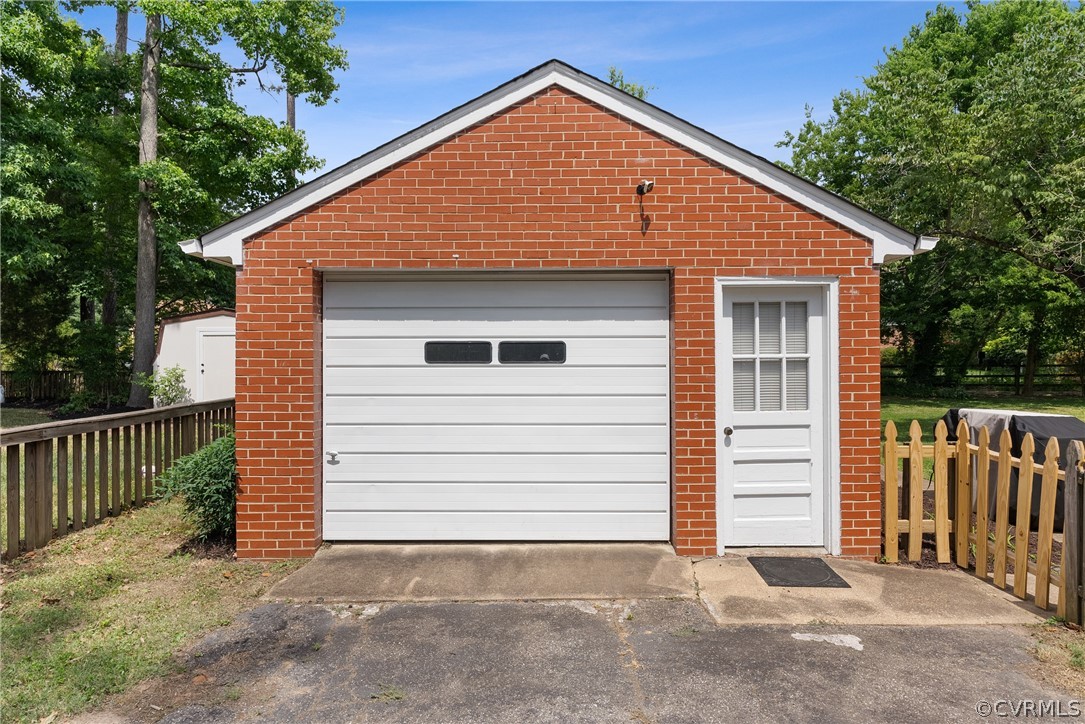 3121 Yukon Road Richmond, VA 23235 - Photo 24 of 27 a view of a house with a garage