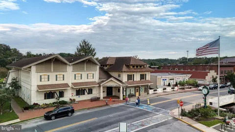 $595,000 | 321 Carlton Drive, Milton, DE 19968