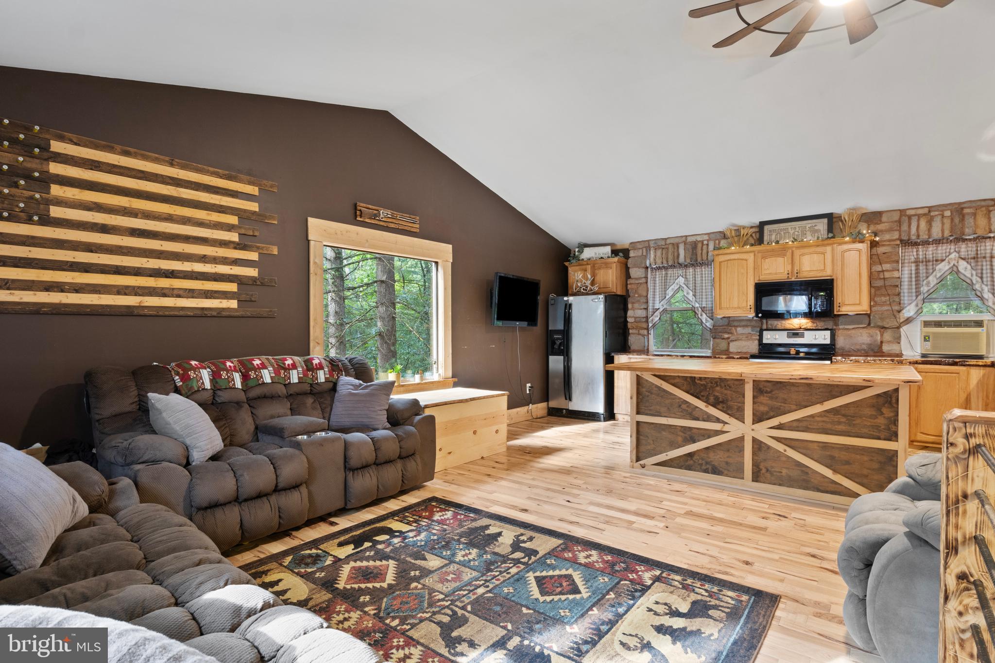 432 Pine Grove Road Gardners, PA 17324 - Photo 3 of 36 Gallery Image 3