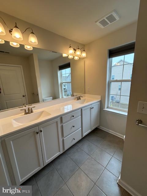 34 Rome Way Mount Laurel, NJ 08054 - Photo 15 of 25 a spacious bathroom with a double vanity sink mirror and double
