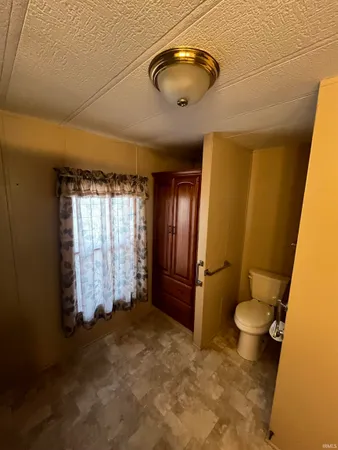 $225,000 | 1870 East 100 North, Washington, IN 47501